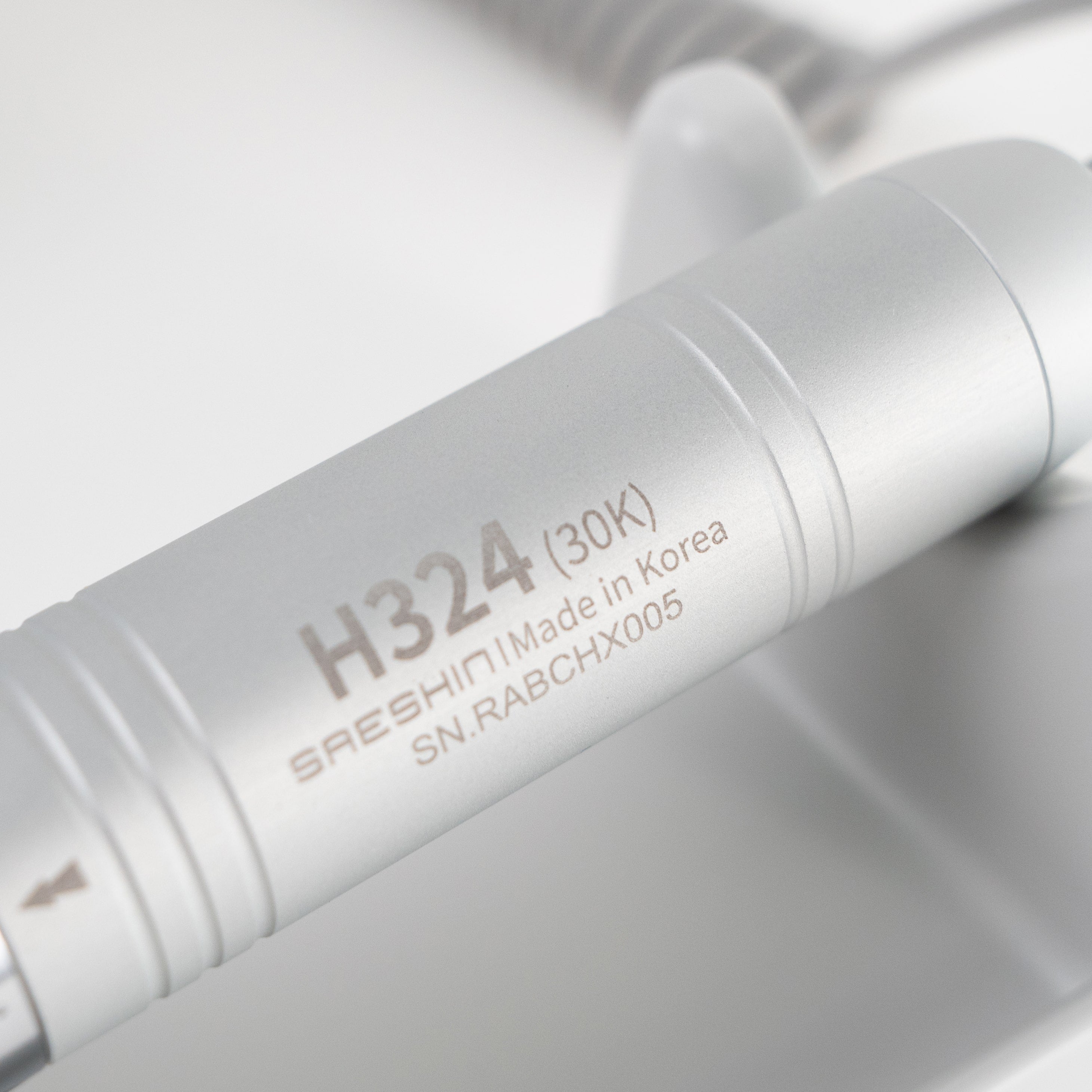 Freza Saeshin Brillian B100 + Mandrină H324